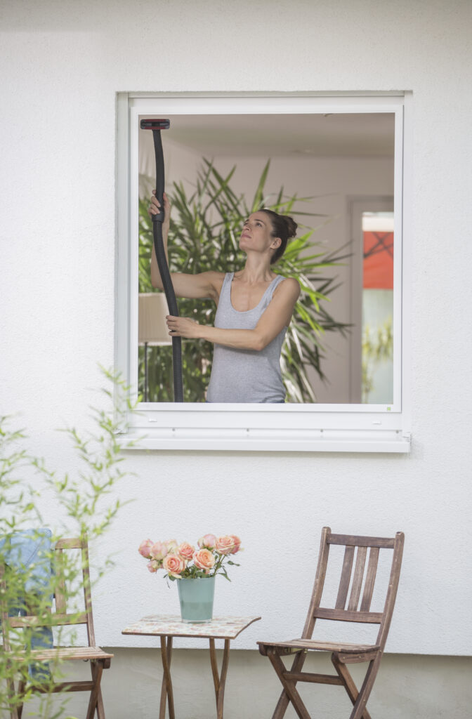 Fenstergitter reinigen